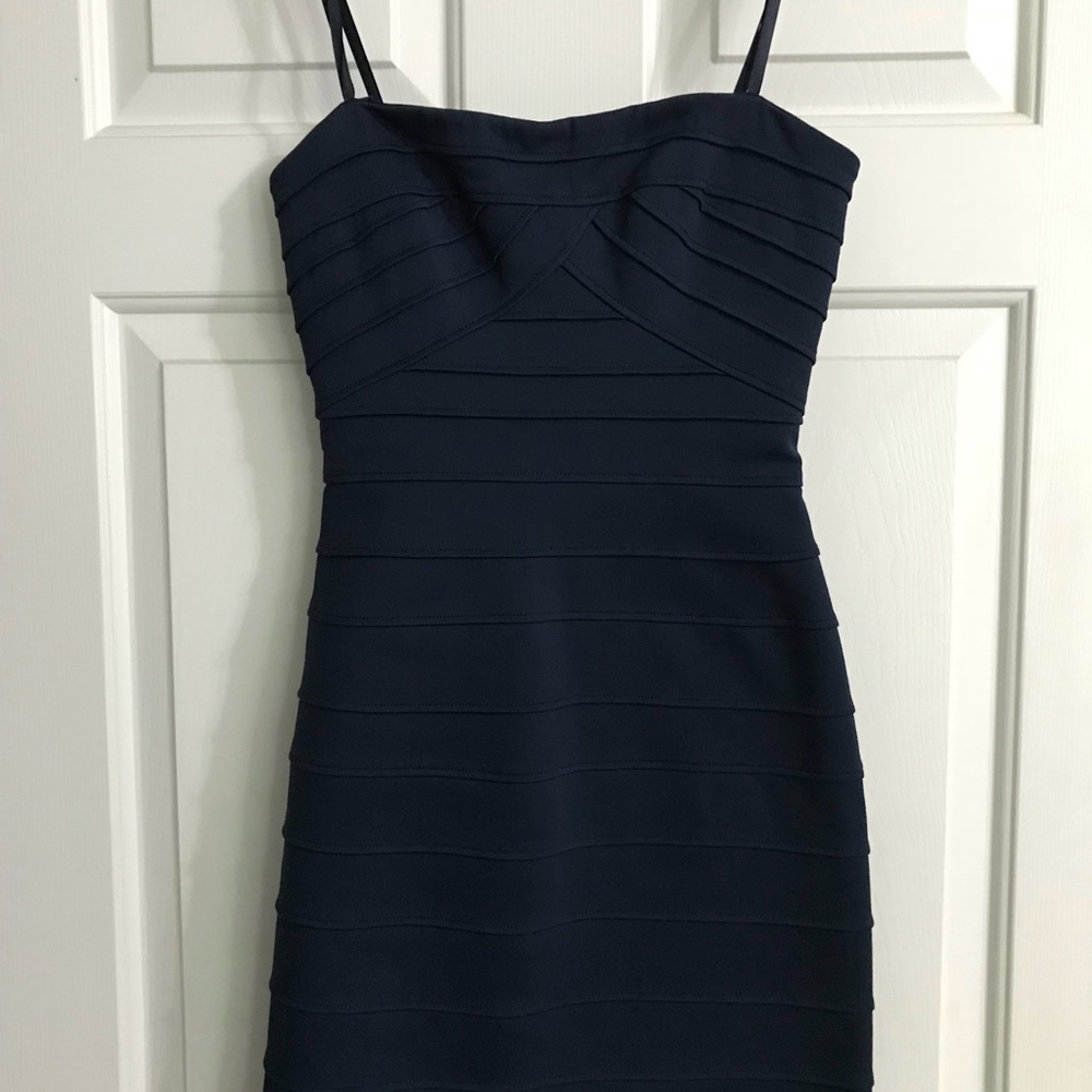 BCBG MAX AZRIA bandage dress size 2 NWT